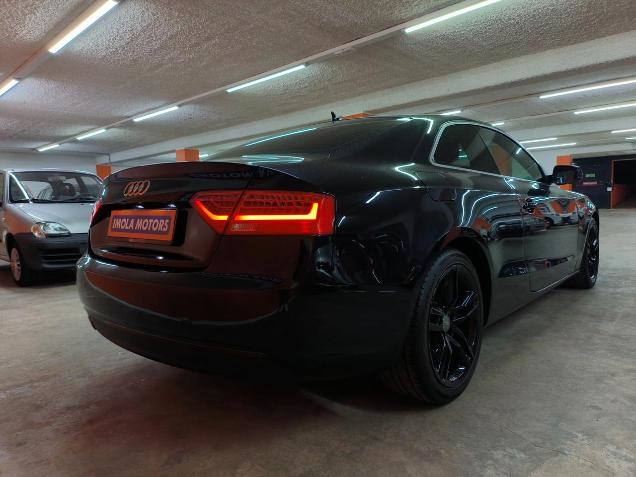 Audi A5 Coupé 2.0 TDI 177 CV S-line Total Black