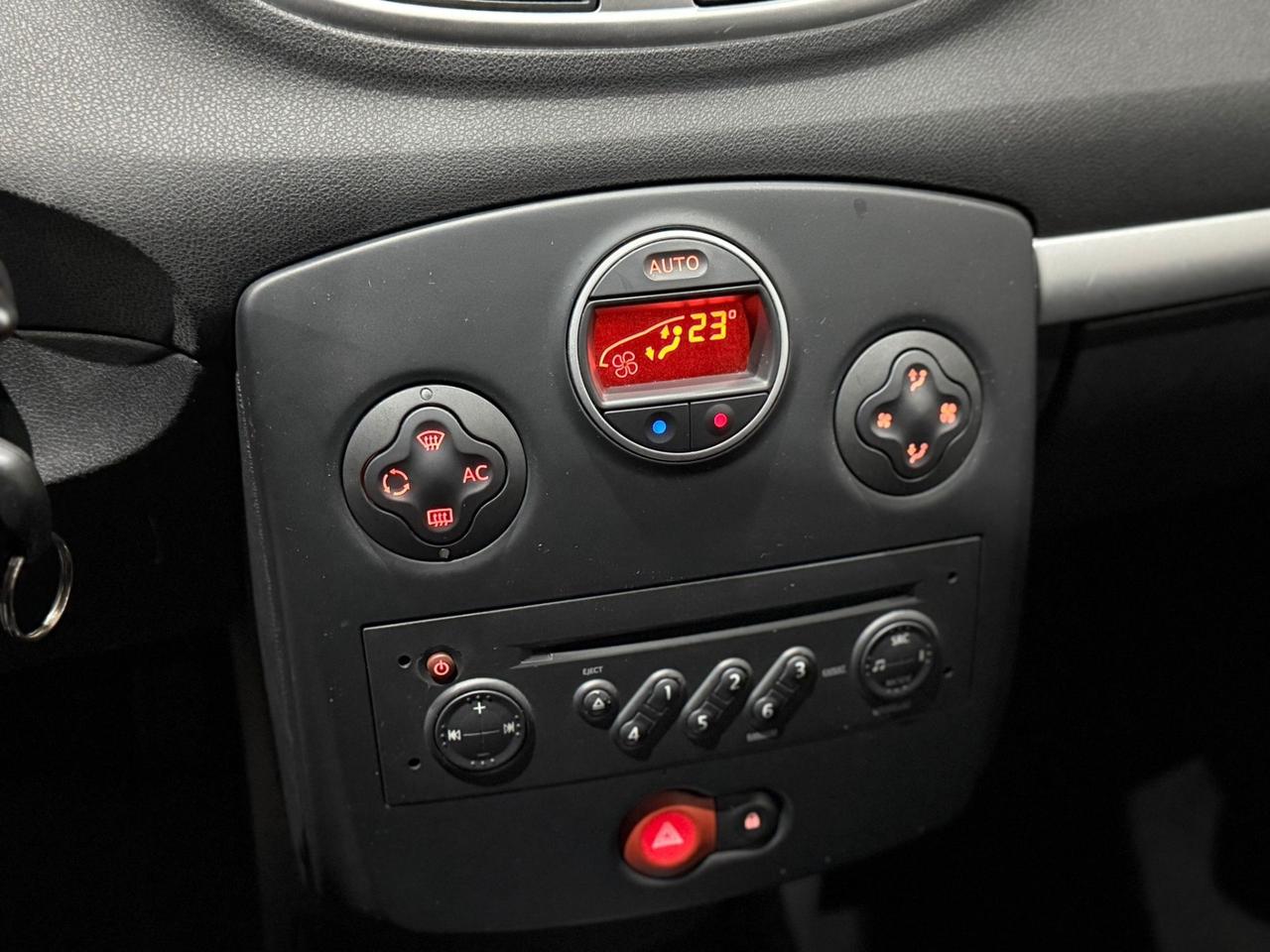 Renault Clio 1.2 (55cv/75kw) 16v Per Neopatentati