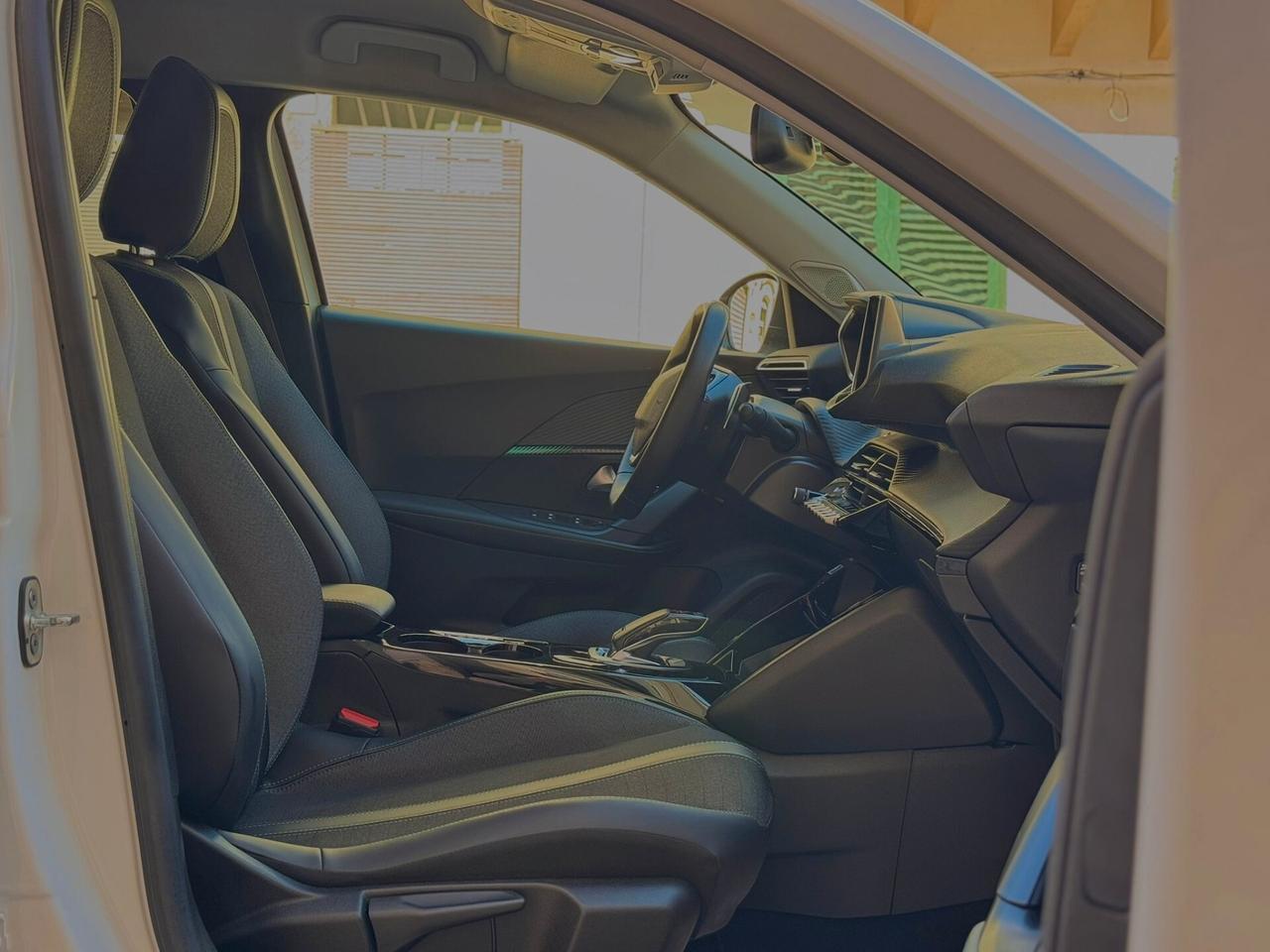 PEUGEOT 2008 BLUEHDI ALLURE PACK 1.5 131HP EAT8- 2021