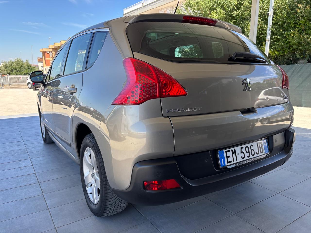 Peugeot 3008 1.6 HDi 112CV Allure