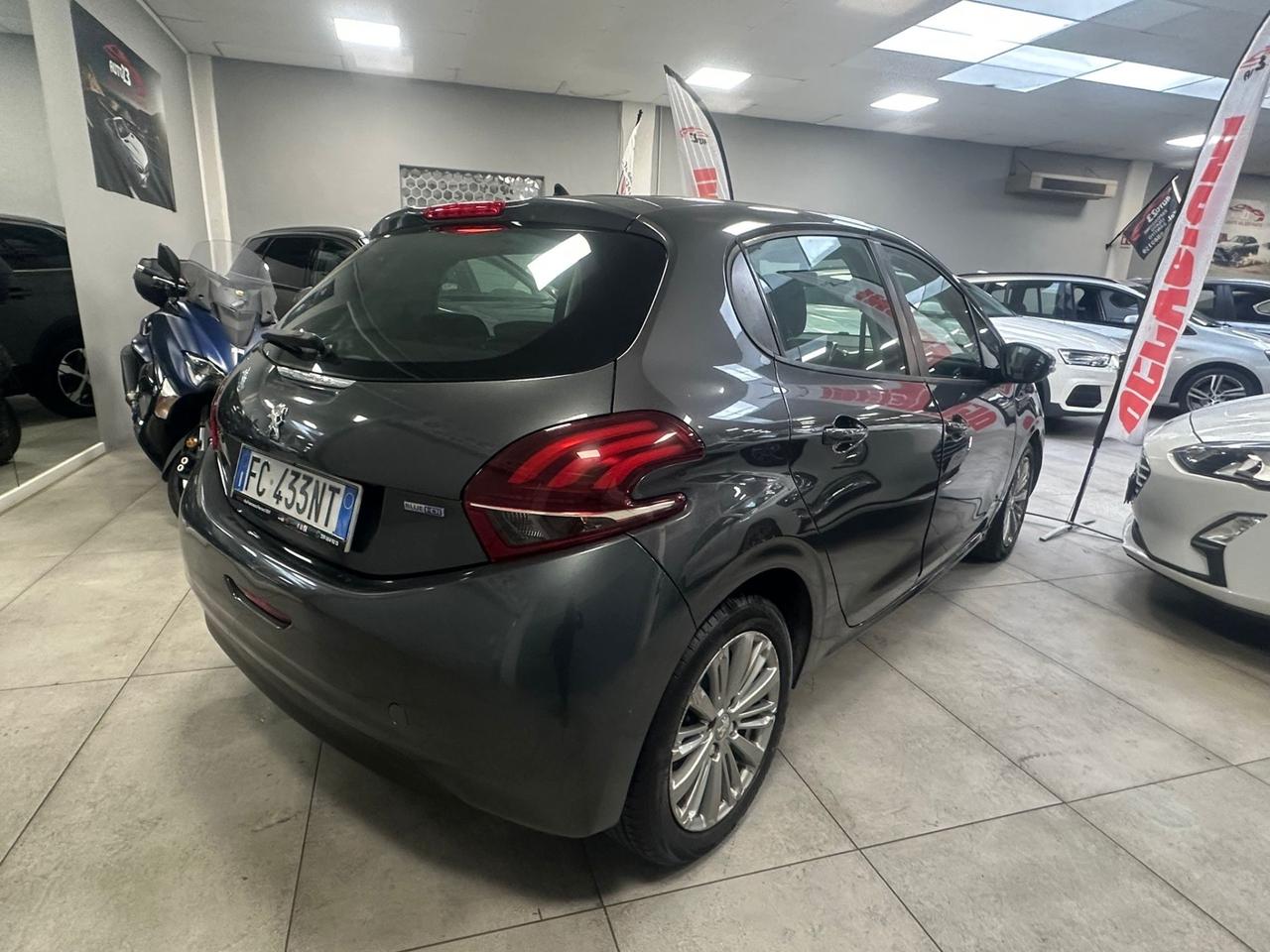 Peugeot 208 BlueHDi 75 5 porte Allure Ok Neopatentati