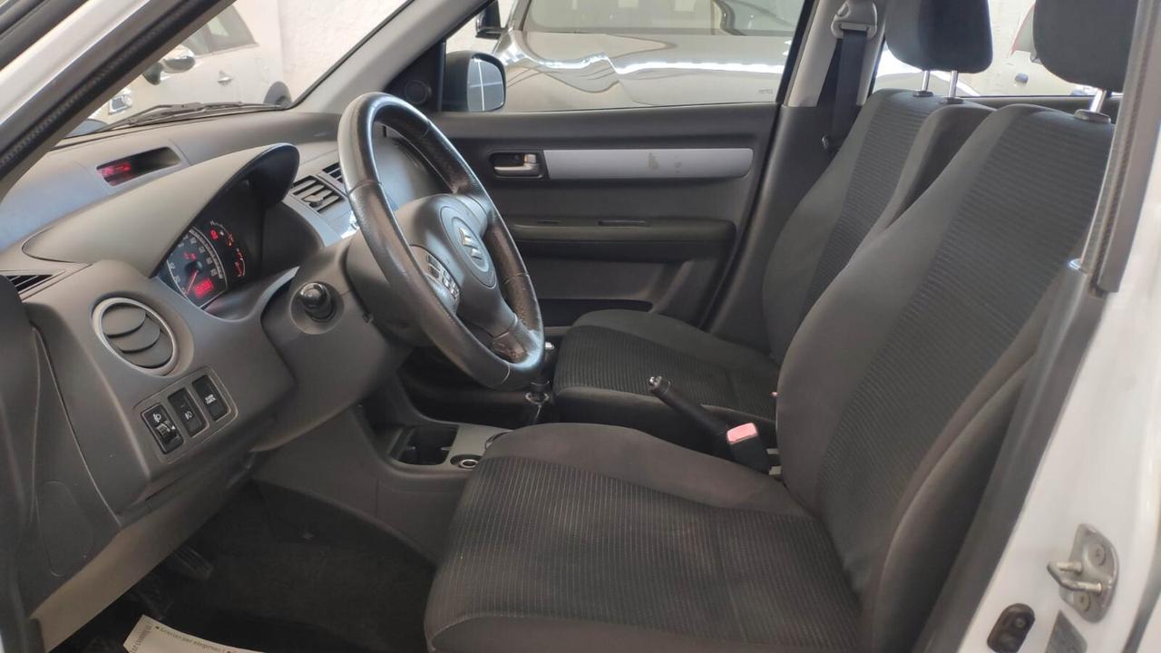 Suzuki Swift 1.3 Diesel 75 CV C. Manuale
