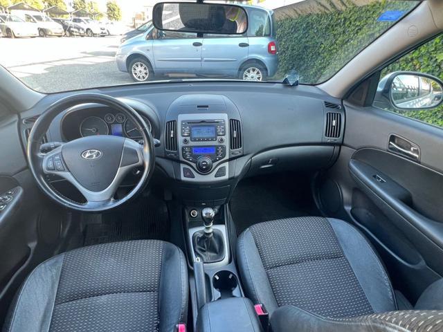 HYUNDAI i30 1.6 CRDi VGT 16V 115CV 5p. Dynamic