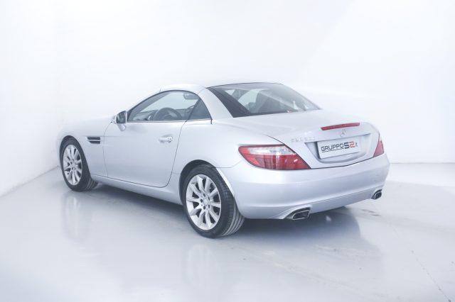 MERCEDES-BENZ SLK 200 CGI Sport