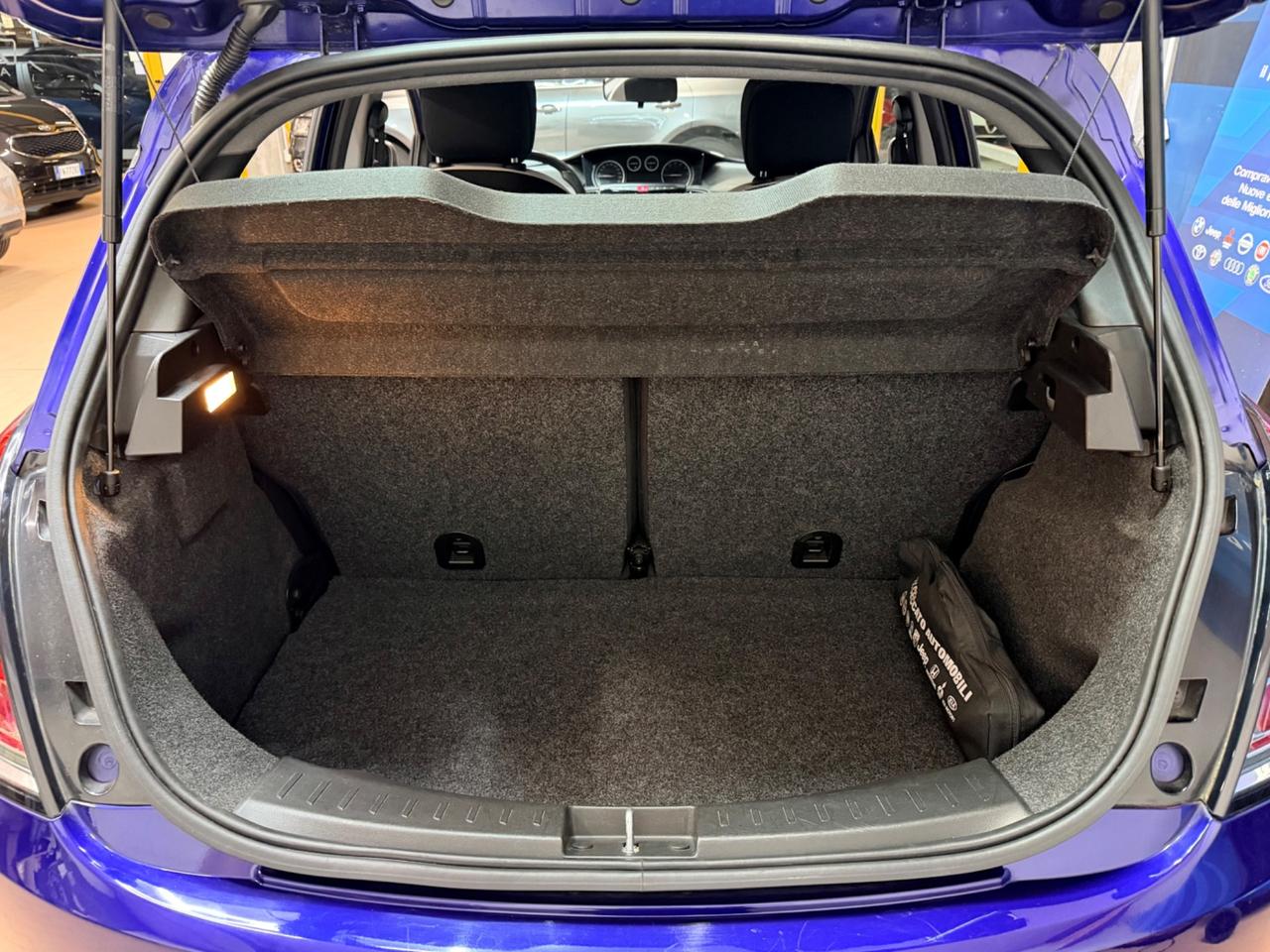 Lancia Ypsilon TwinAir Benz/Metano 84cv Neopat