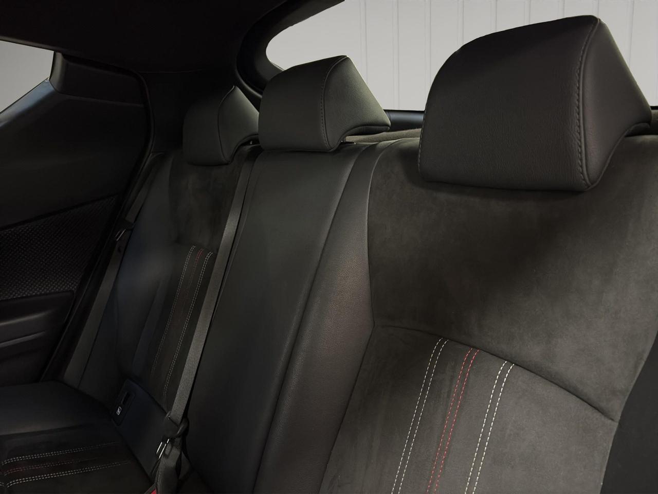 Toyota C-HR 2.0h GR Sport e-cvt