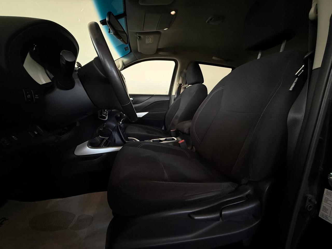 Nissan Navara 2.3 dCi 4WD Double Cab N-Connecta HARD TOP