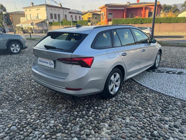 SKODA Octavia 2.0 TDI EVO SCR DSG Wagon Executive