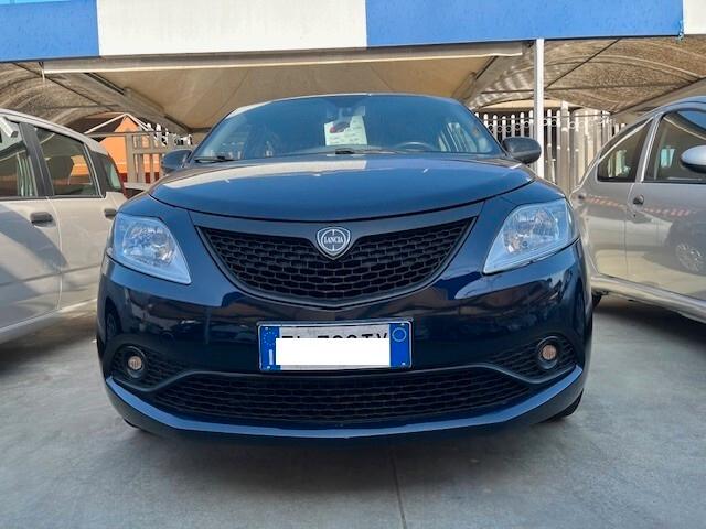 LANCIA YPSILON 11/2017 SOLI 85 MILA KM!