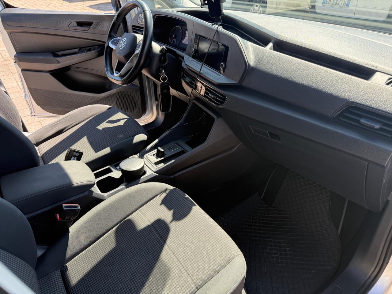 Volkswagen Caddy 5 posti
