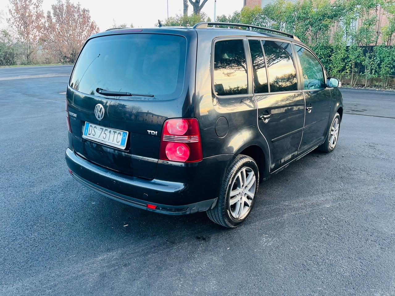 Volkswagen Touran 1.9 TDI 105CV, 7 POSTI DPF Highline