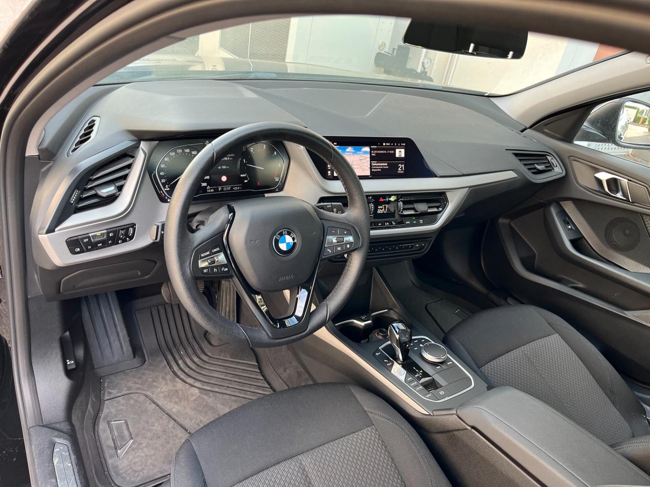 Bmw 120d xDrive 5p. Business Advantage 190CV
