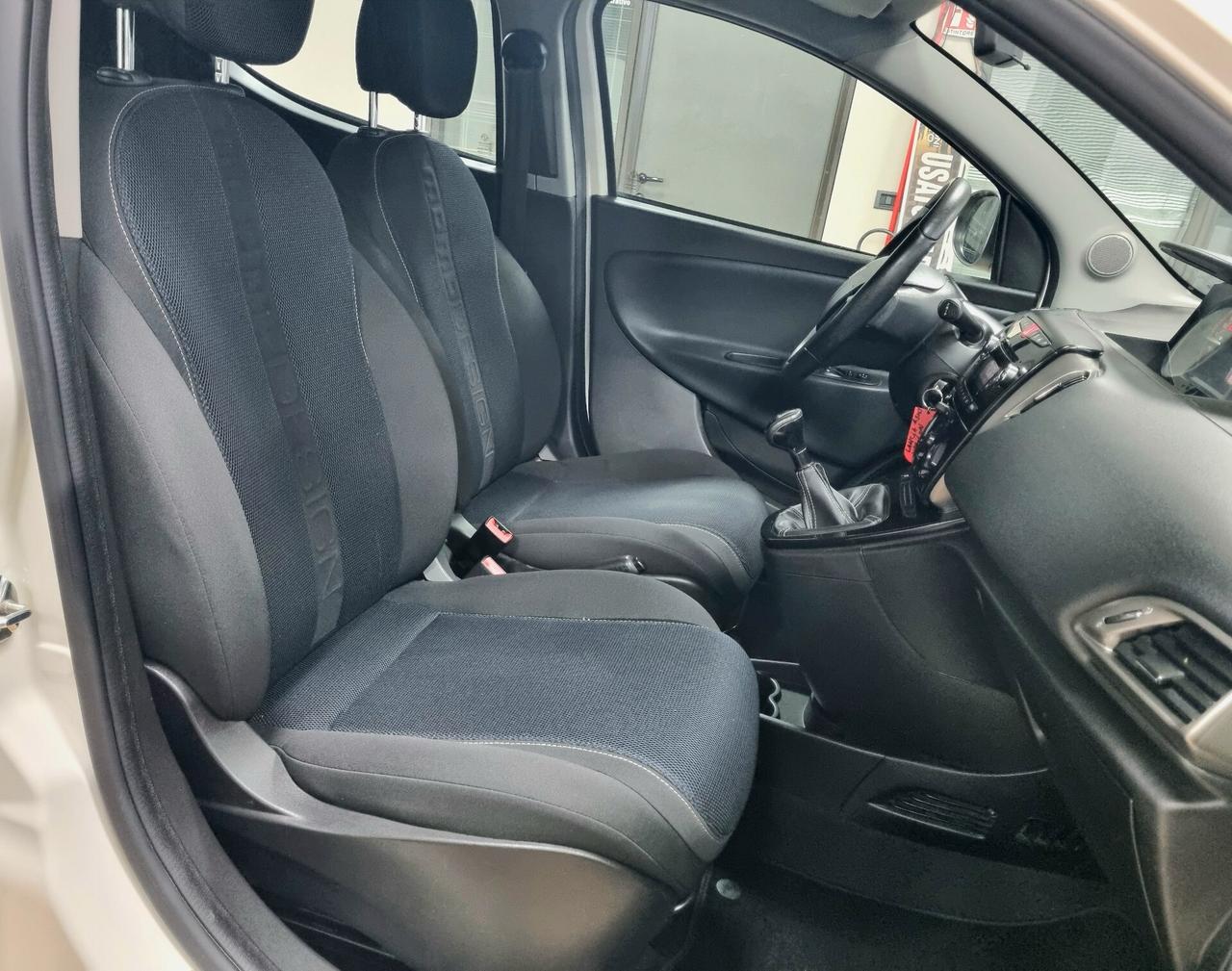 LANCIA YPSILON 1.3 MJT 16V 95 CV 5p. MOMO DESING