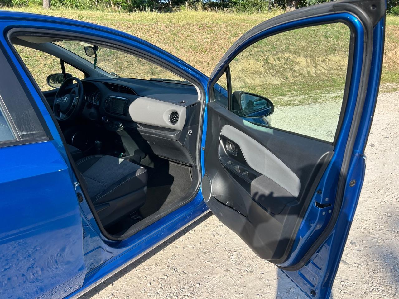 Toyota Yaris 1.5 Hybrid 5 porte Active neopatentati