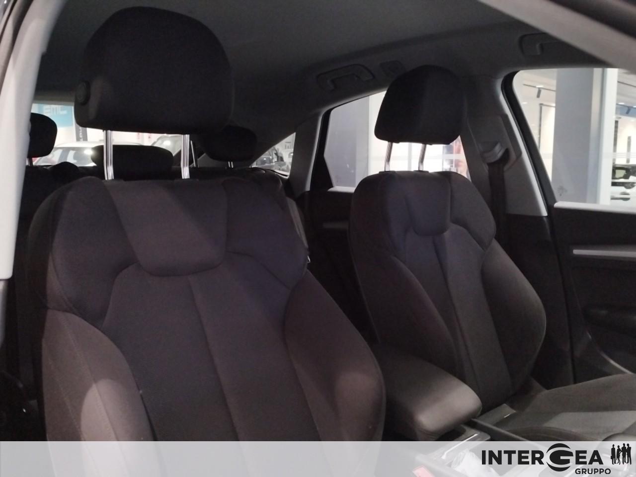 AUDI Q5 Sportback 40 2.0 tdi mhev 12V Business Advanced quattro s-tronic