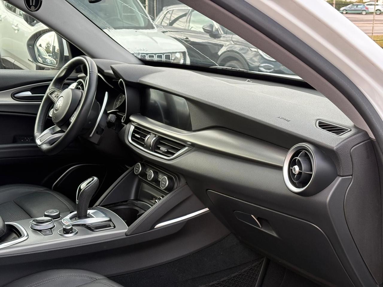 Alfa Romeo Stelvio 2.2 Turbodiesel 190 CV AT8 Q4 Sprint