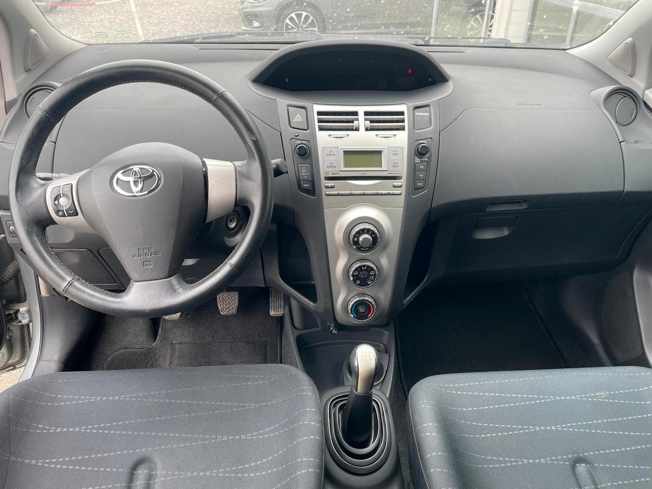 Toyota Yaris 1.3 5 porte