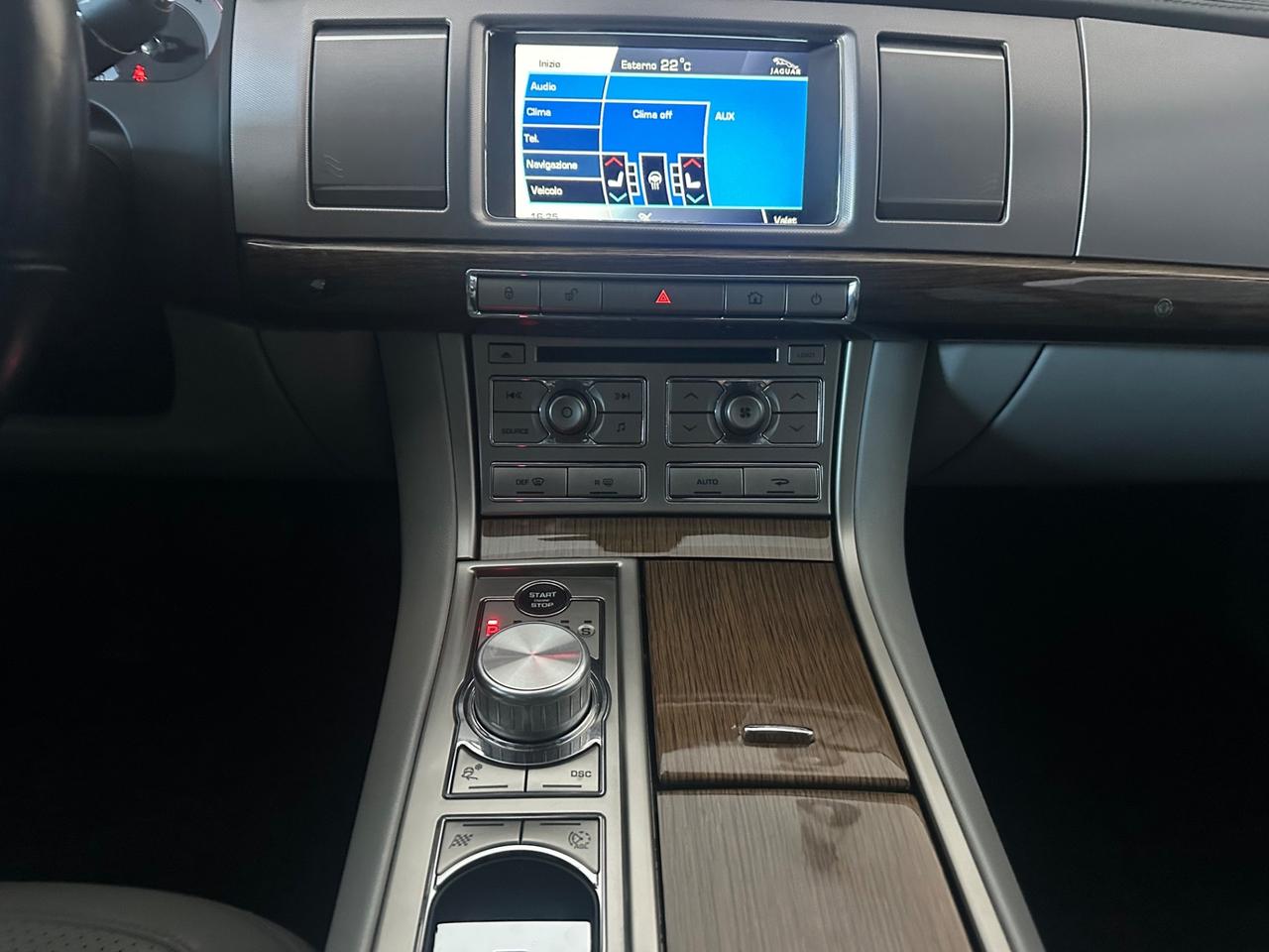 Jaguar XF 3.0 DS V6 Portfolio