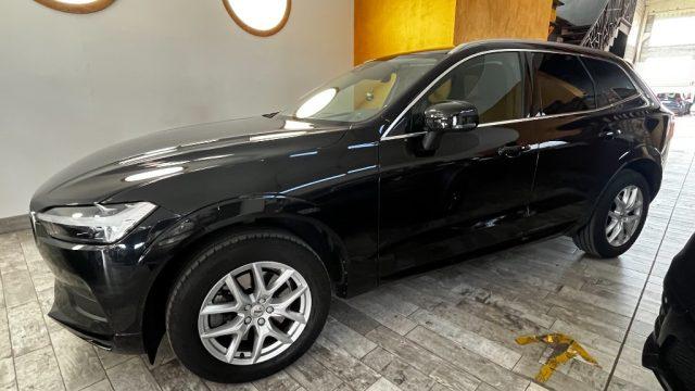VOLVO XC60 B4 (d) AWD Geartronic Momentum
