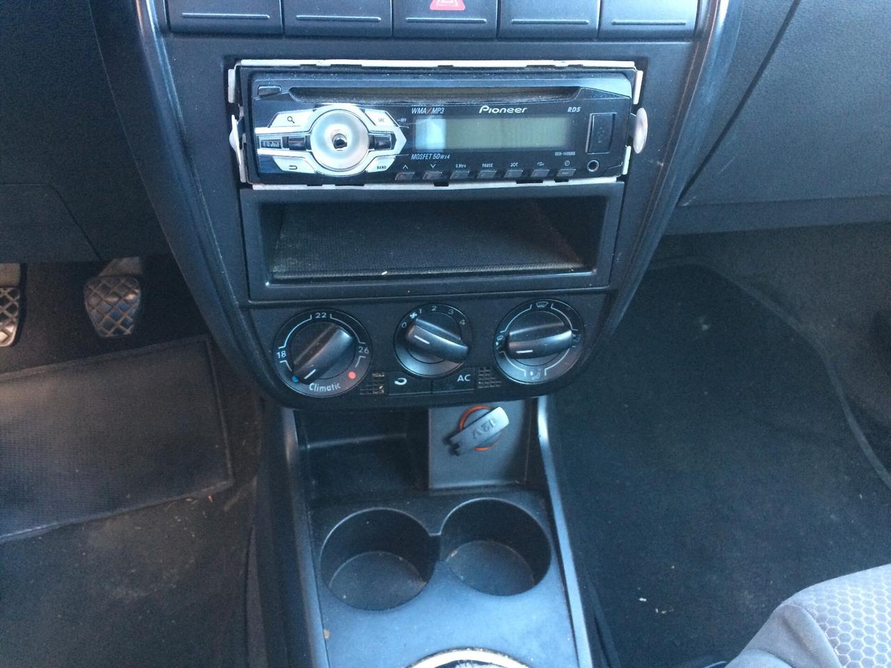 2009 Volkswagen Fox 1.4 TDI Easy tagliandata ideale per neopatentati!!