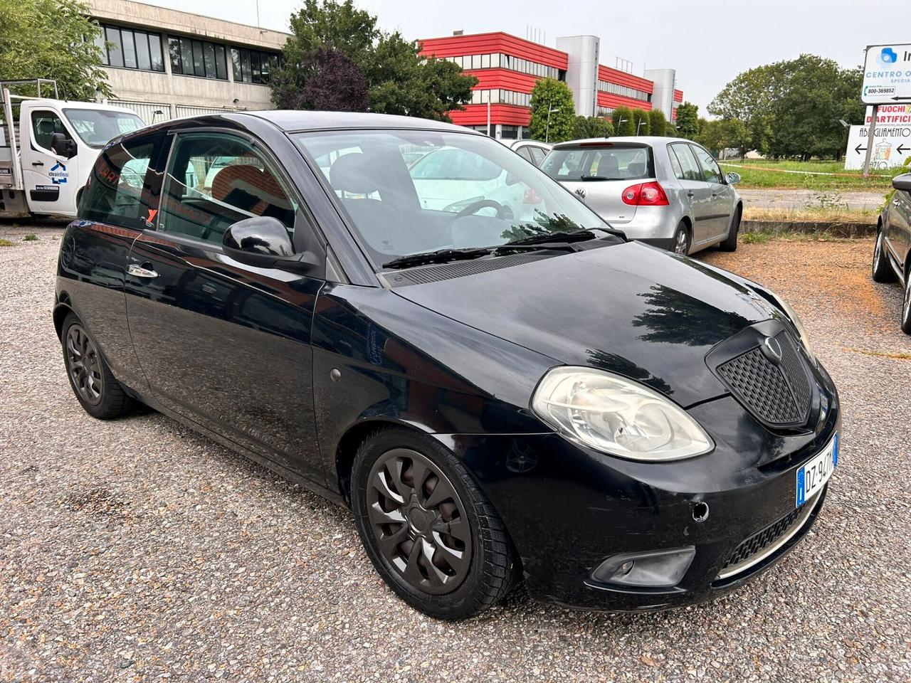 Lancia Ypsilon 1.2 Argento