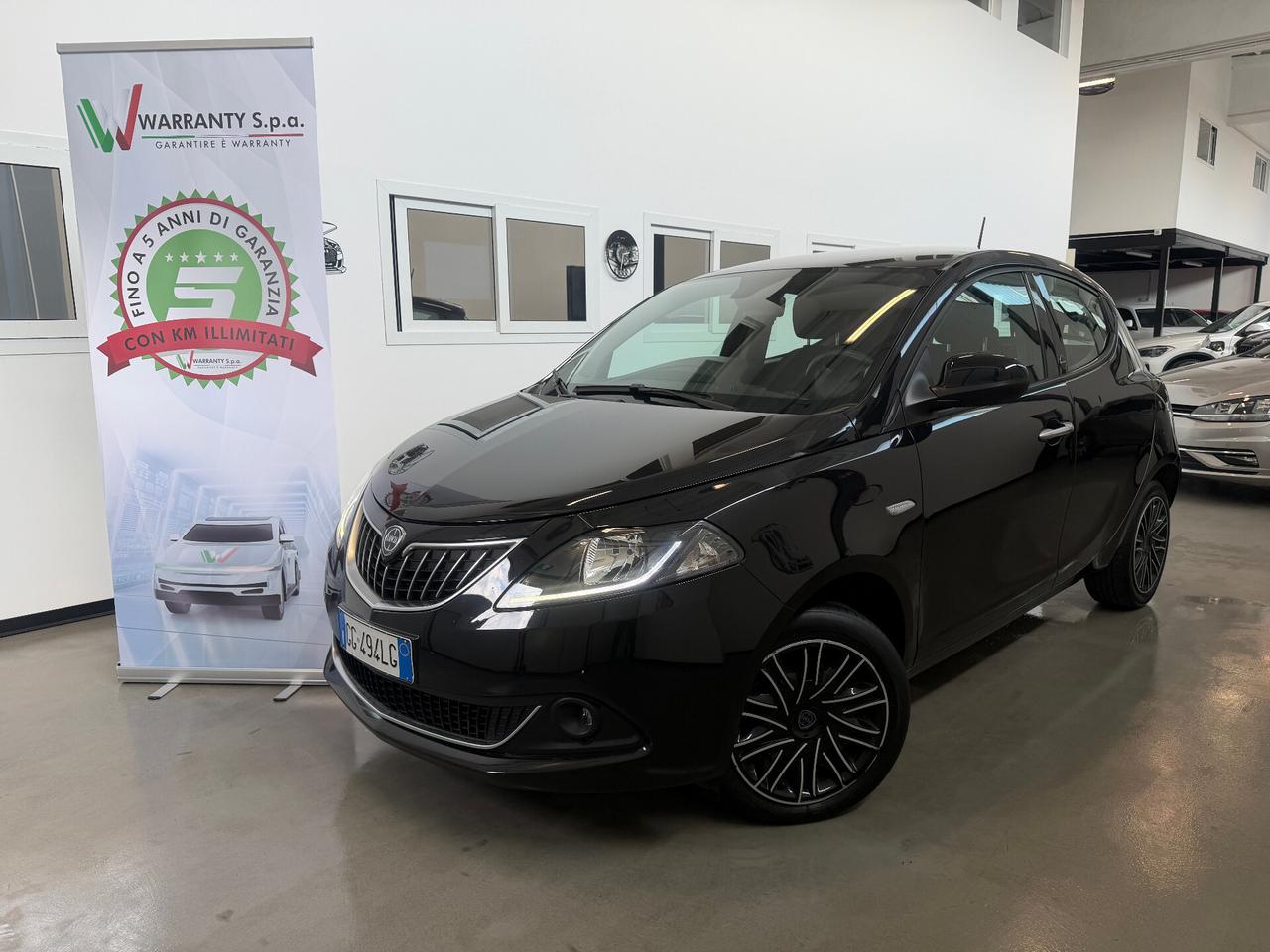 Lancia Ypsilon 1.0 FireFly 5 porte Posti S&S Hybrid Ecochic Gold