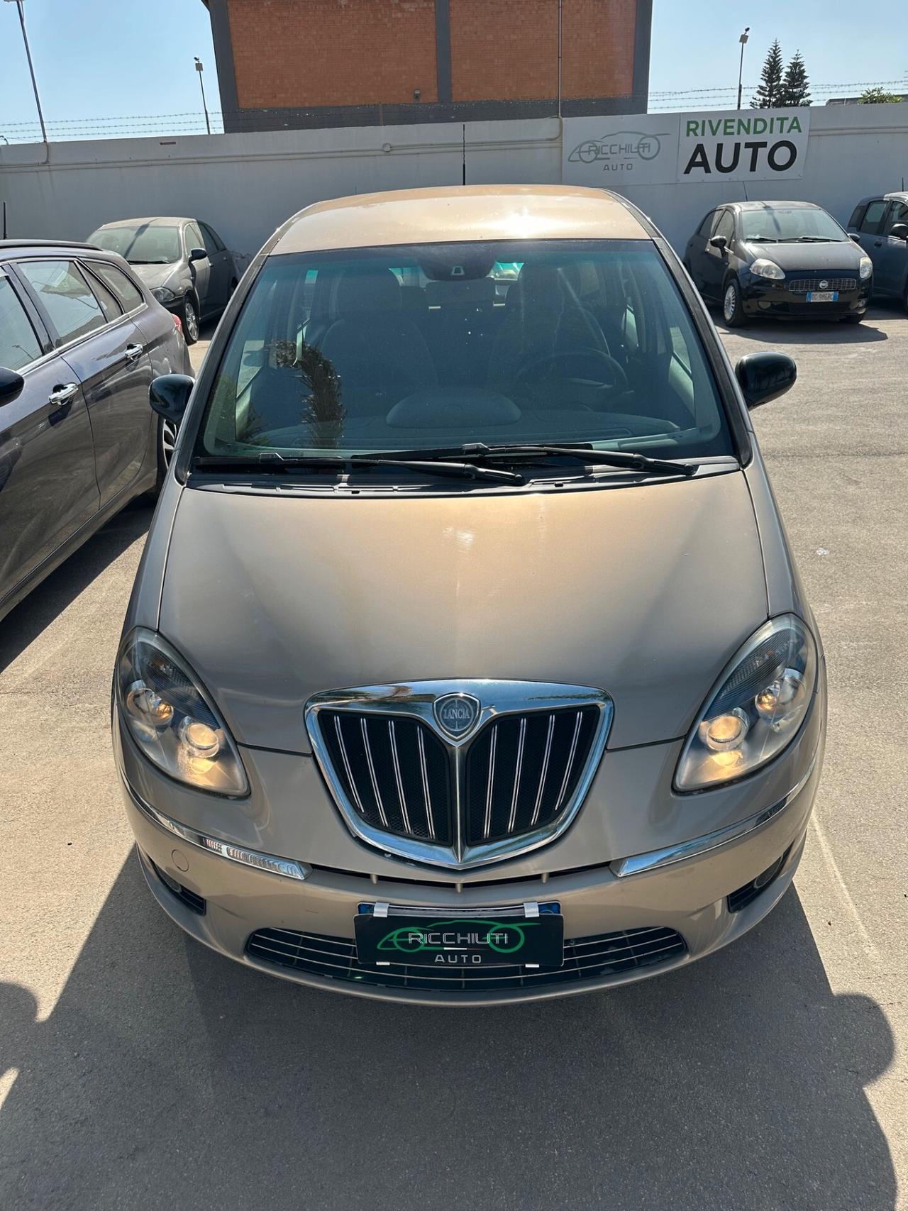 LANCIA YPSILON 1.4 GPL ECOCHIC 2011