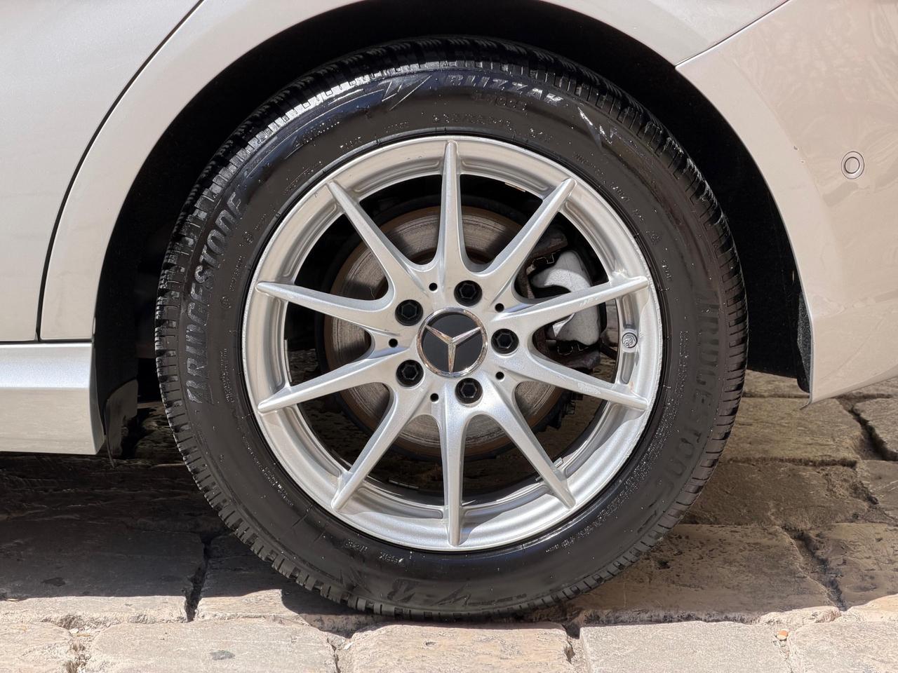MERCEDES-BENZ A 180 D SPORT 1.5 109 CV