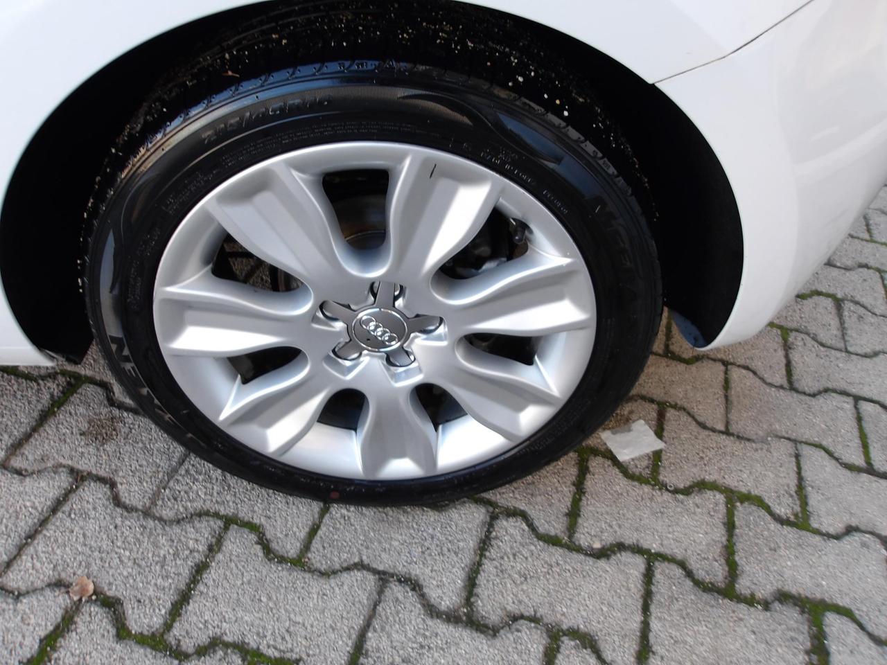 Audi A1 Sportback 1.6 tdi Ambition s-tronic