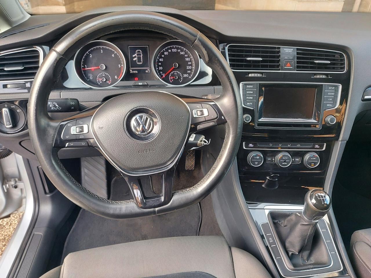 Volkswagen Golf 1.6 TDI 110cv 5p. Km in auostrada