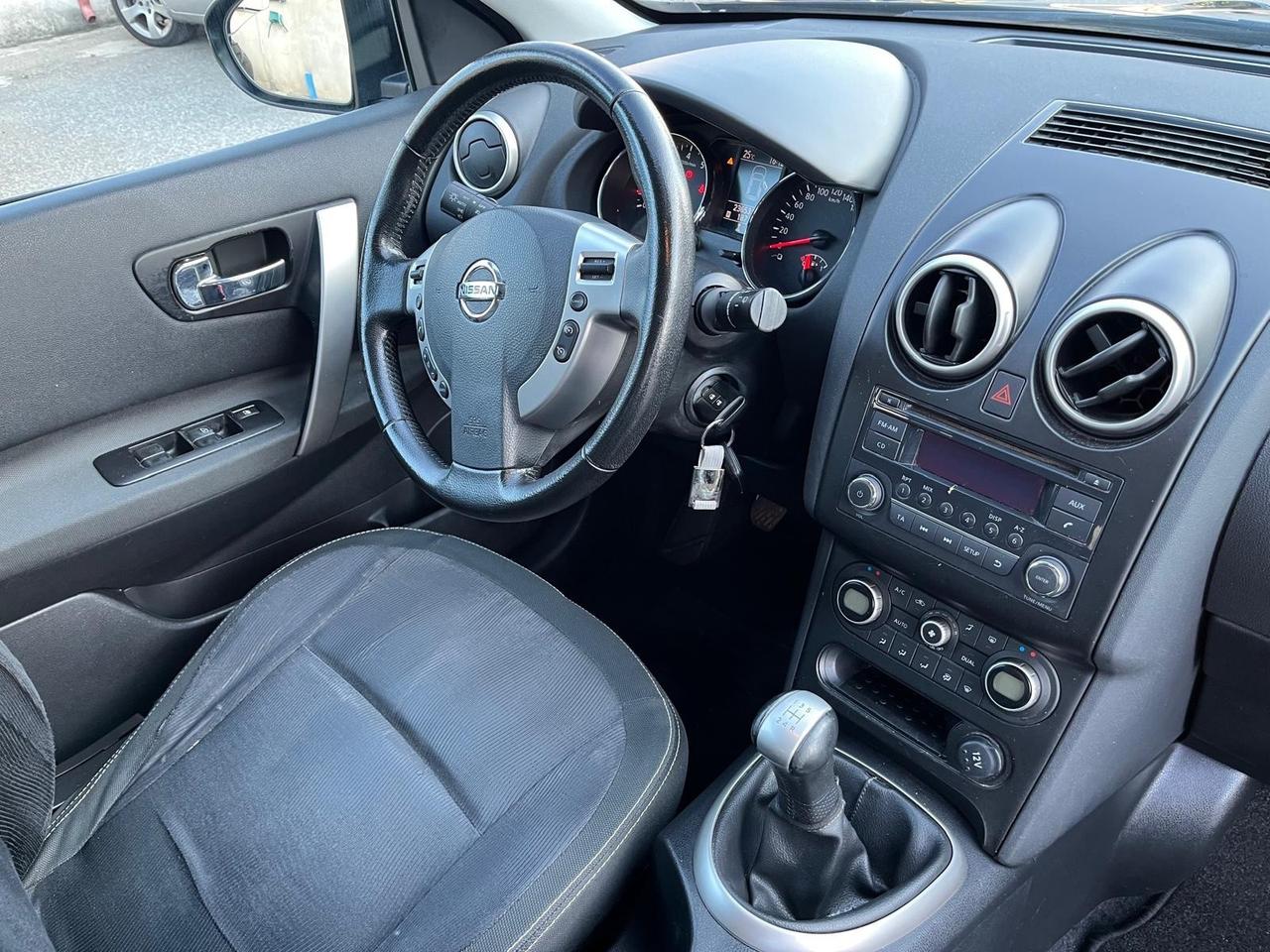 Nissan Qashqai 1600 gpl - full- 11/2010