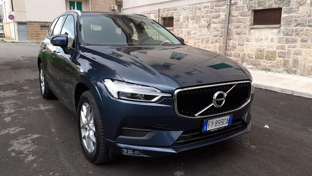 VOLVO XC60 B4 MILD HYBRID MOMENTUM AWD MY 2020