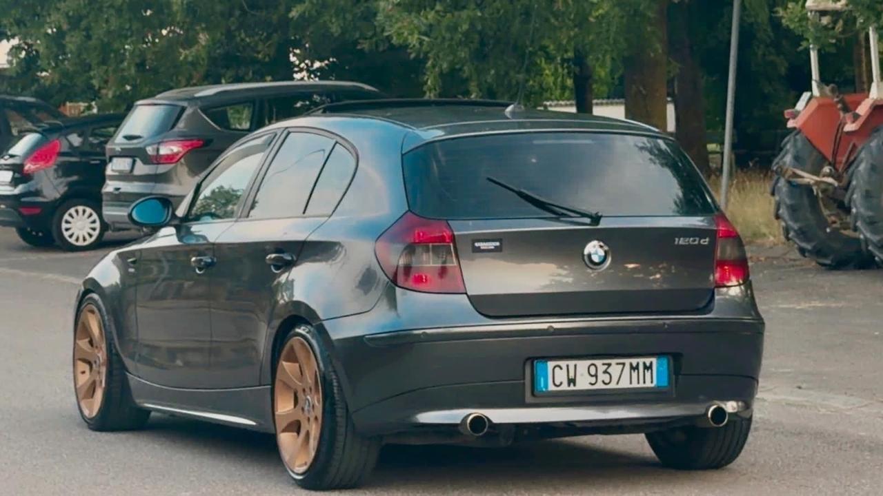 Bmw 120 120d cat 5 porte Attiva