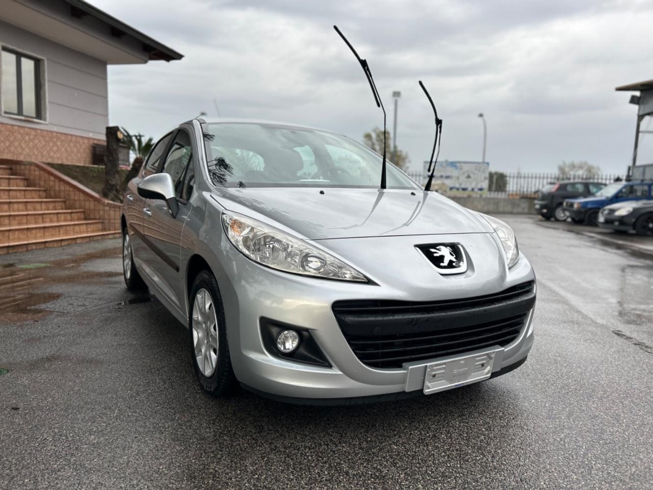 Peugeot 207 1.4 HDi 70Cv