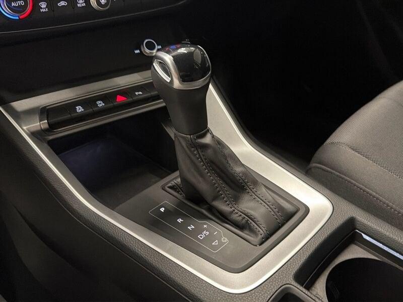 Audi Q3 Audi Business Advanced 35 TDI 110(150) kW(CV) S tronic
