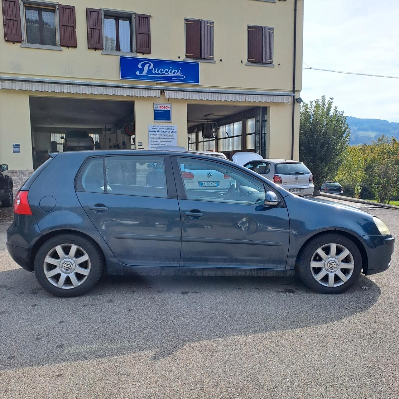 Volkswagen Golf 2.0 16V TDI 5p. Comfortline