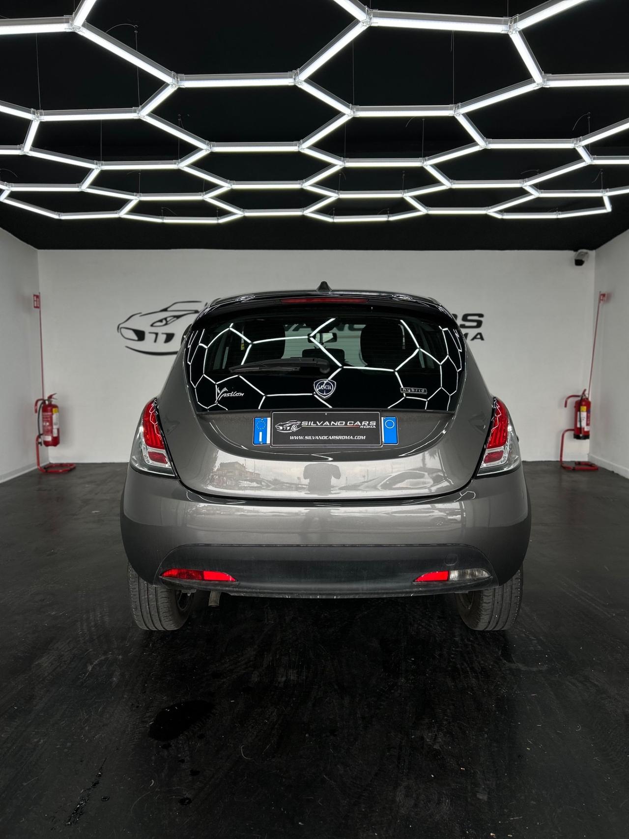 Lancia Ypsilon 1.0 FireFly 5 porte S&S Hybrid Silver Plus