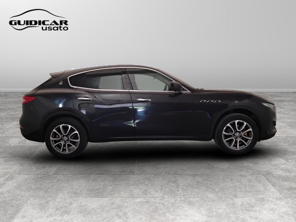 MASERATI Levante - Levante 3.0 V6 250cv auto