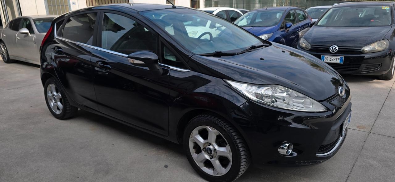Ford Fiesta Fiesta+ 1.4 5 porte Bz.- GPL