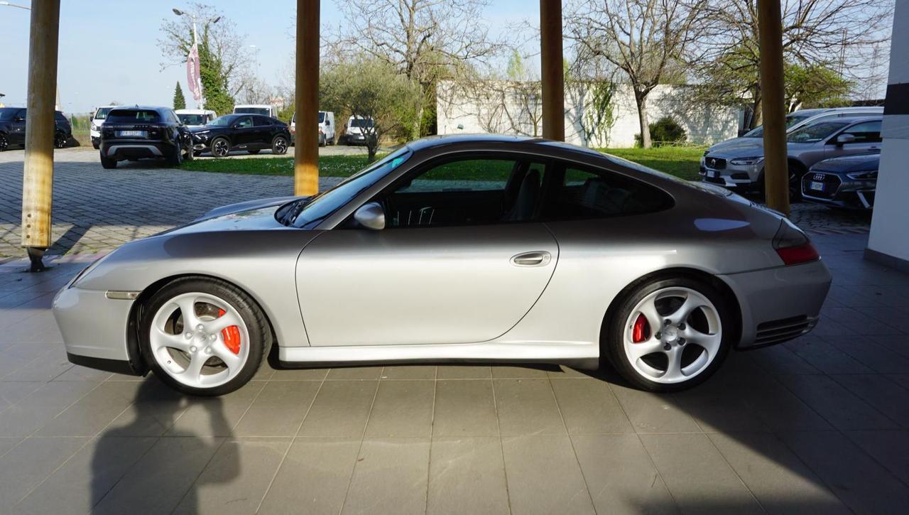 Porsche 911 Carrera 4S cat Coupé