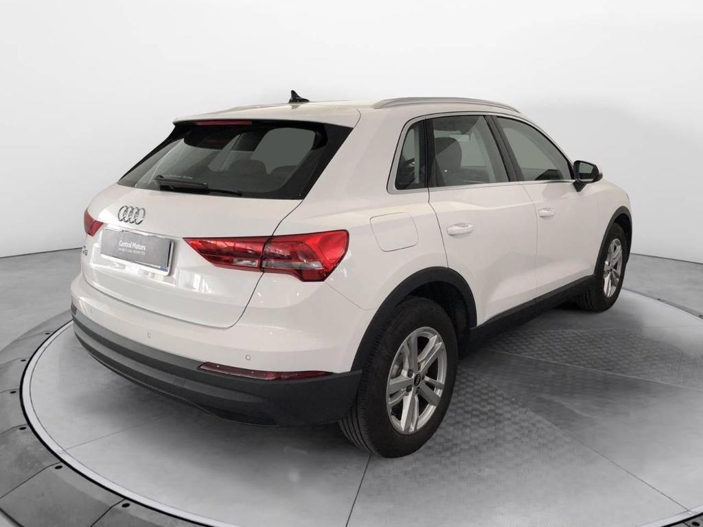 Audi Q3 35 1.5 TFSI Business