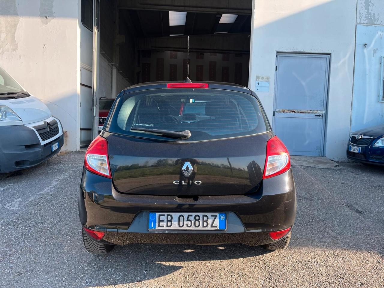 Renault Clio 1.2 16 V 5P GPL DYNAMIQUE