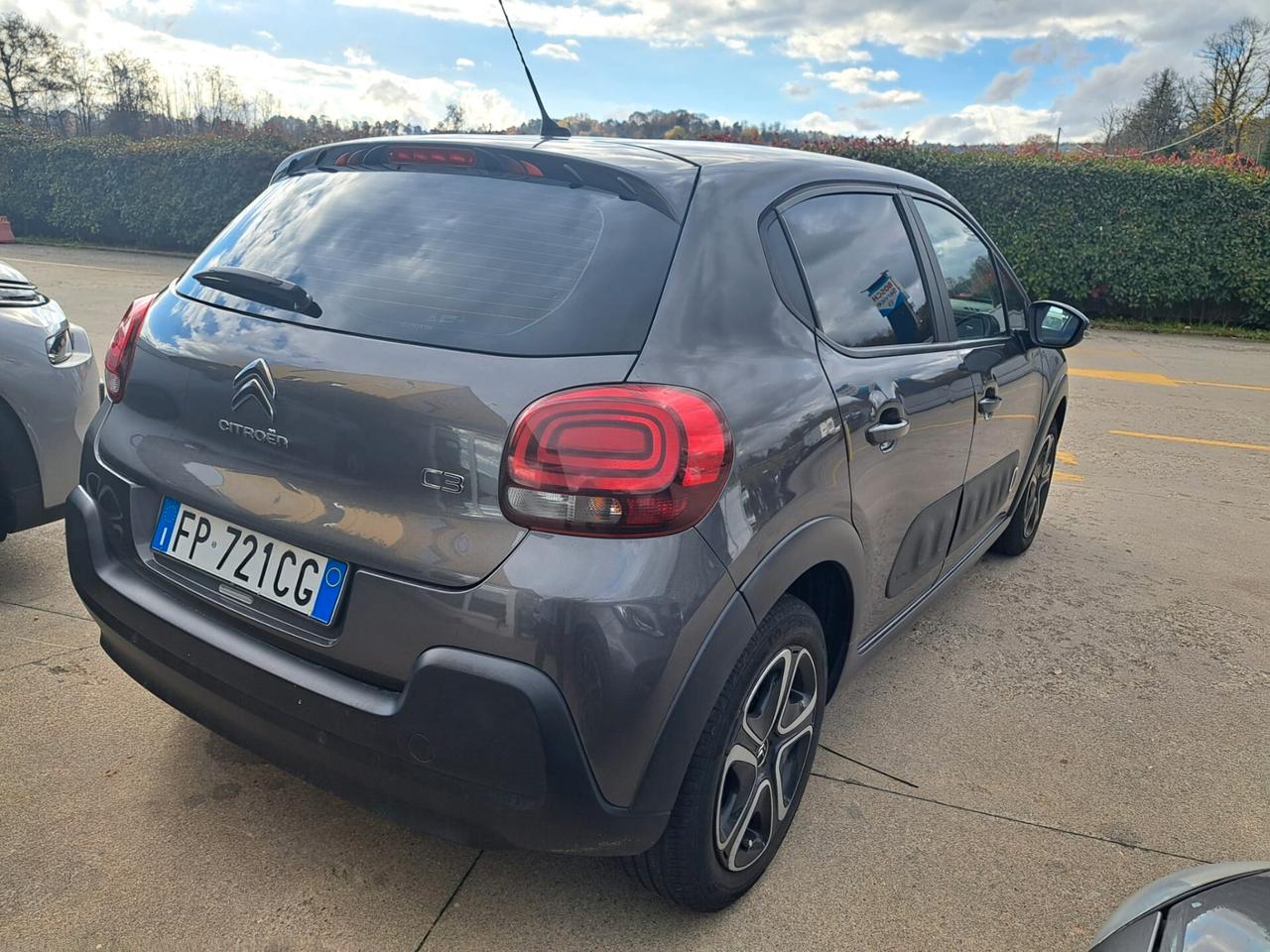 Citroen C3 1.2 PureTech 82 GPL Shine