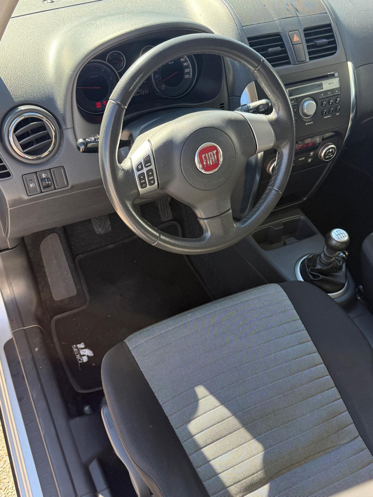 Fiat Sedici 2.0 MJT 16V DPF 4x4 Emotion MY13"