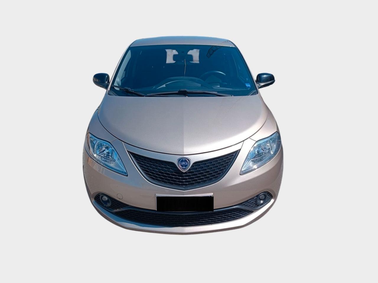 Lancia Ypsilon 1.0 FireFly 5 porte S&S Hybrid Ecochic Gold