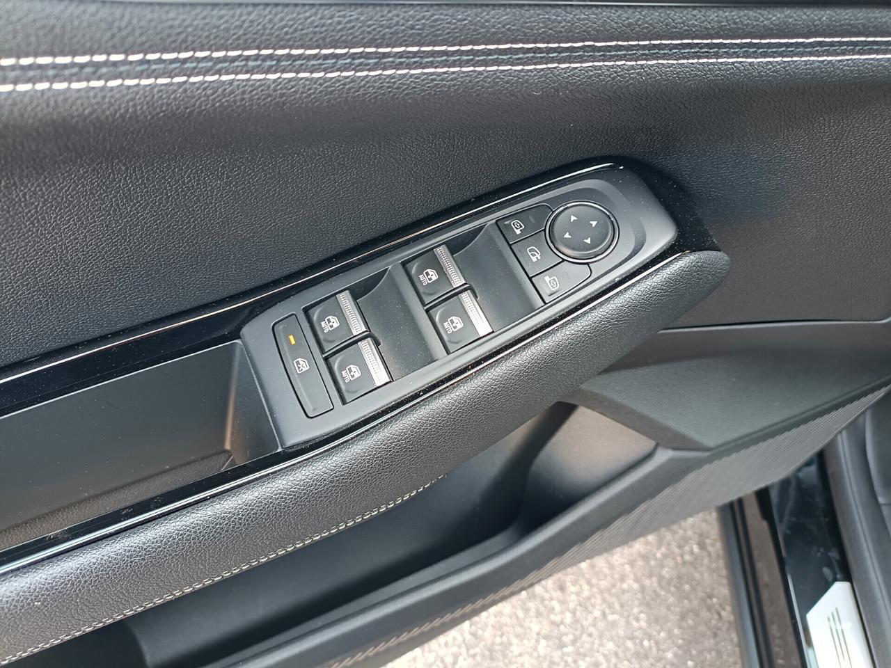 Renault Austral Full Hybrid 200 CV Iconic