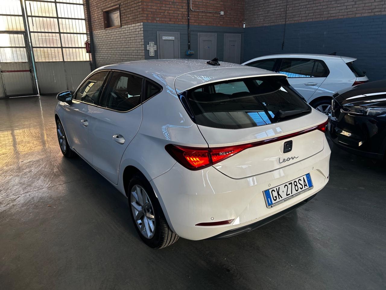 Seat Leon 2.0 TDI Business berlina neopatentati