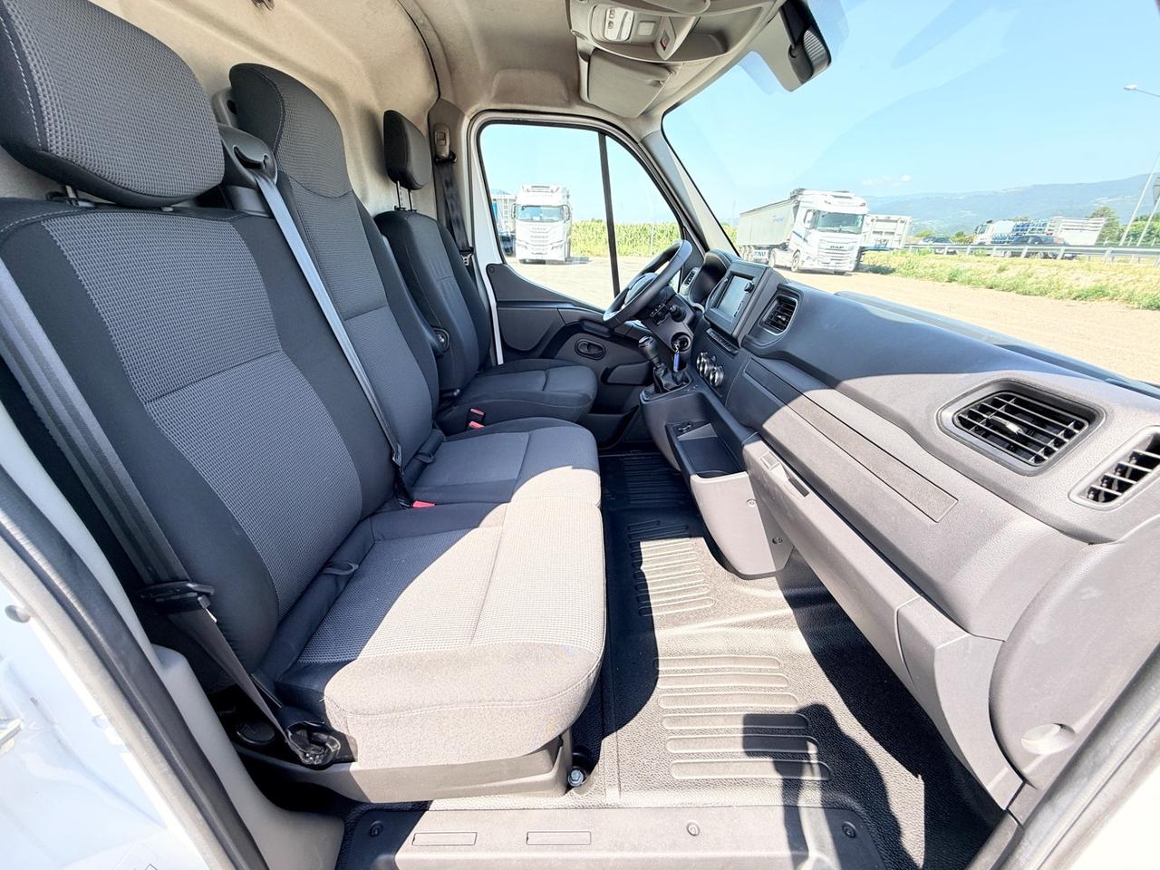 Renault Master 2.3 Diesel 150CV L2H2 2023