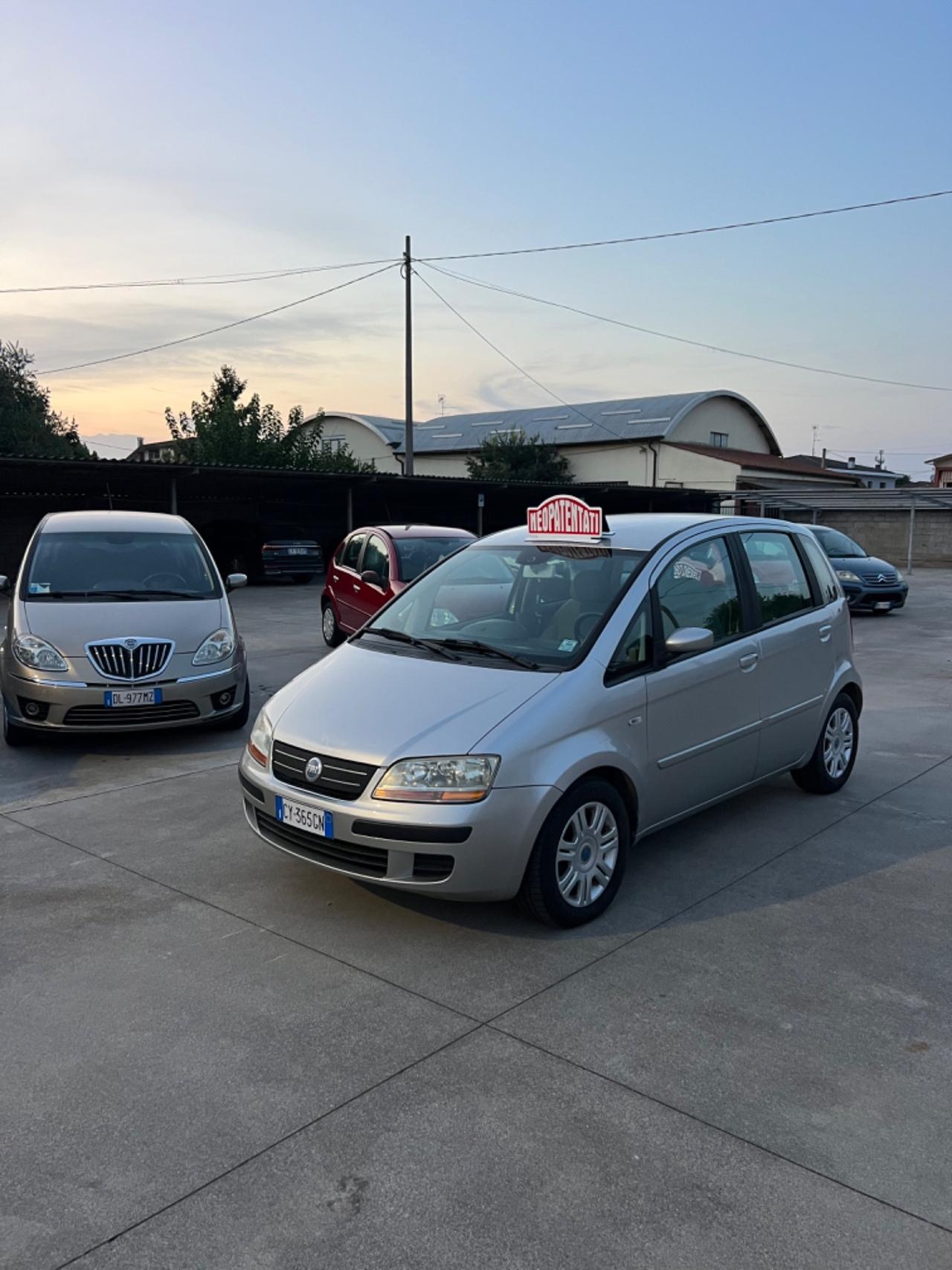 Fiat Idea 1.3 Multijet 16V Emotion