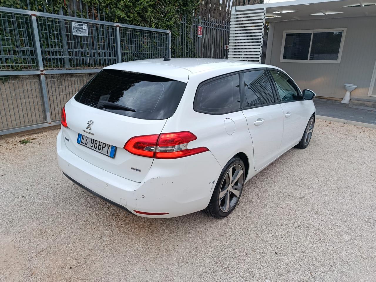 Peugeot 308 BlueHDi 120 S&S EAT6 GT Line sconto 1000 euro leggere descrizione